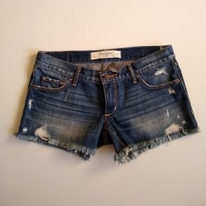 NWT ABERCROMBIE & FITCH Distressed Denim Shorts